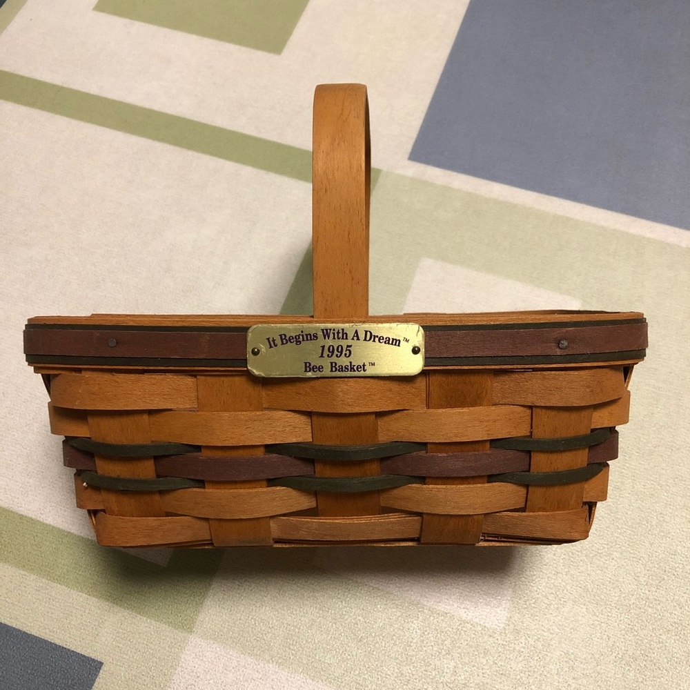 🐝 Vintage 1995 Longaberger Bee Basket 🐝
